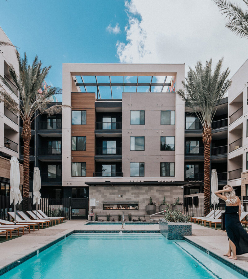 Novel Rio Tempe Pool