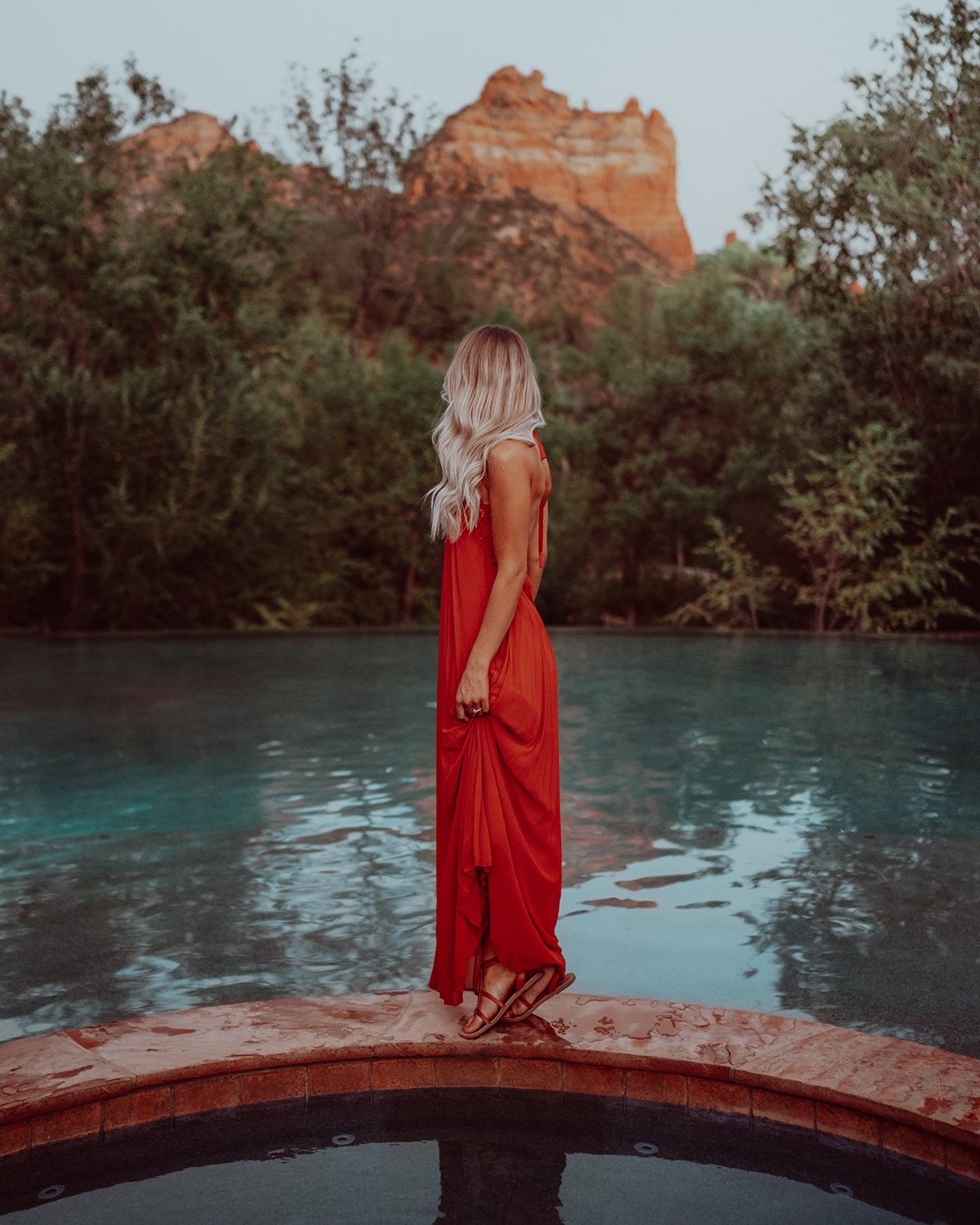 Amara Resort Boutique Hotel Sedona Arizona Infinity Edge Pool @_ashlee.ann_
