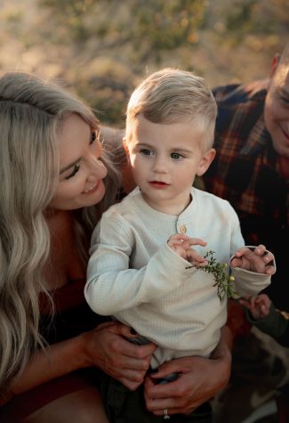 family photo session arizona photography moody rich style